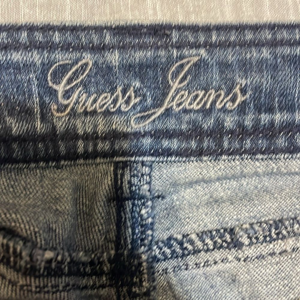 Guess Y2K Crop Capri Jeans , low rise, 28 - Picture 8 of 9